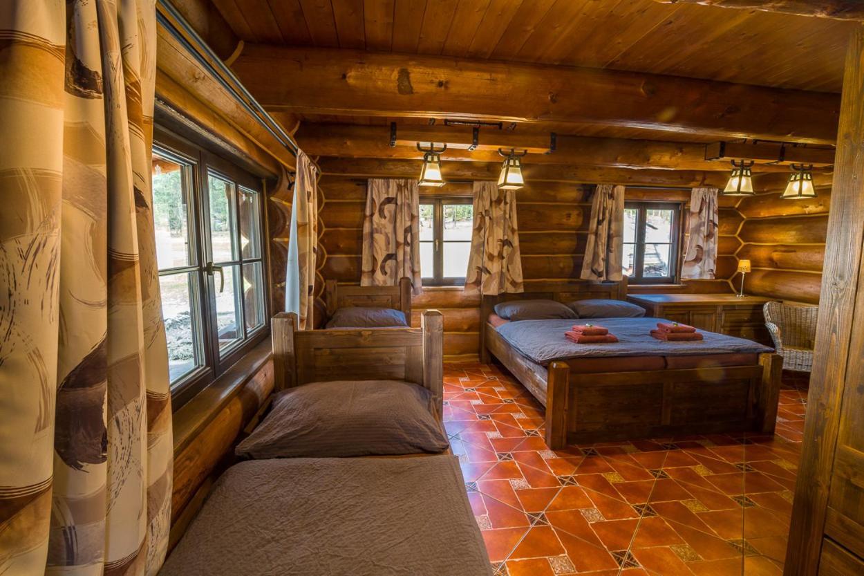 Ranch Jestrebice Hotel Hermanicky ภายนอก รูปภาพ